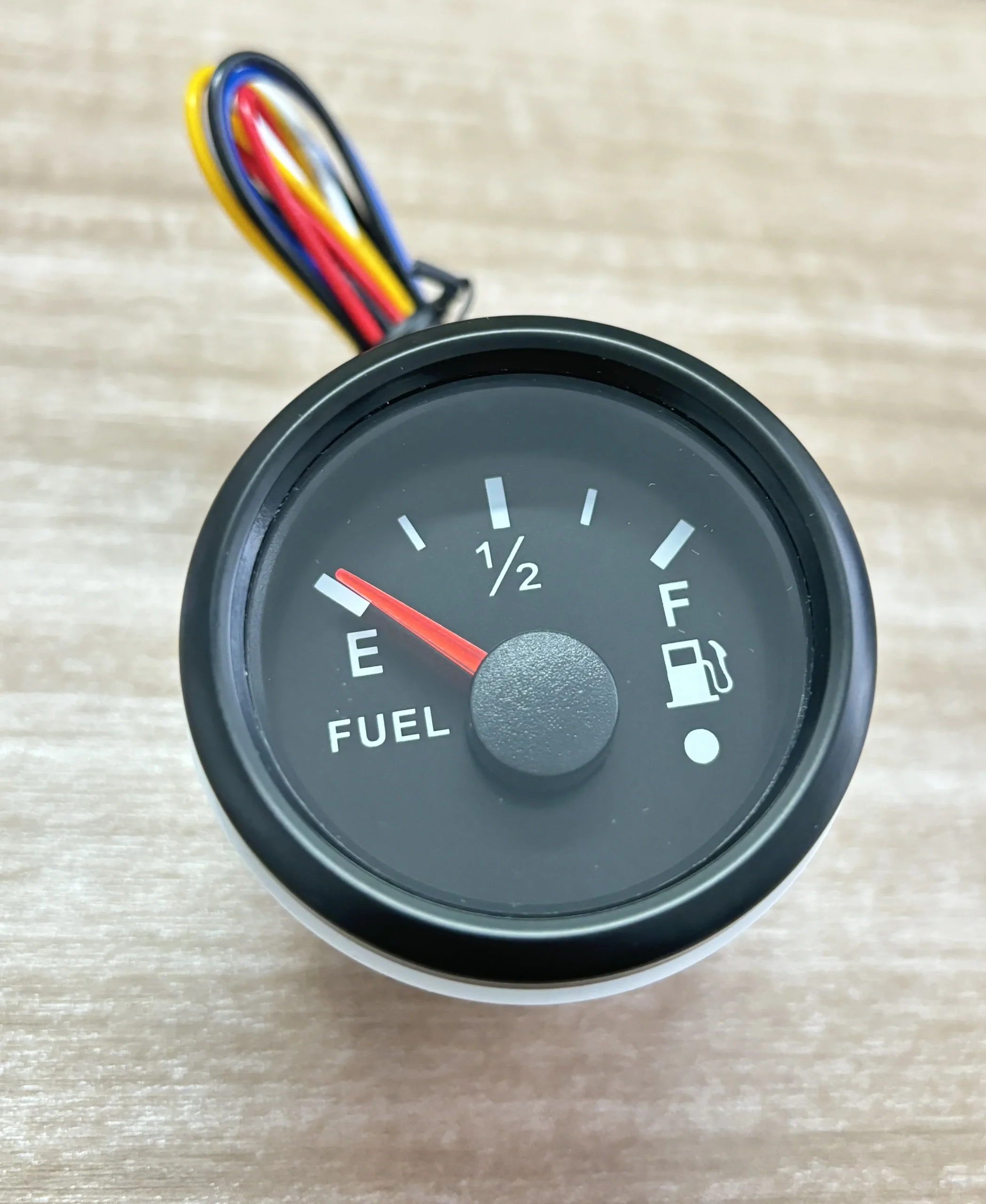 H99eb98ffdf6a419785b0a7806686c552h.webp 52mm Adjustable All Black With 5 Keys Car Generator Universal Fuel Gauge - Image 1